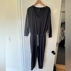 Vuori long sleeved blue romper -Small